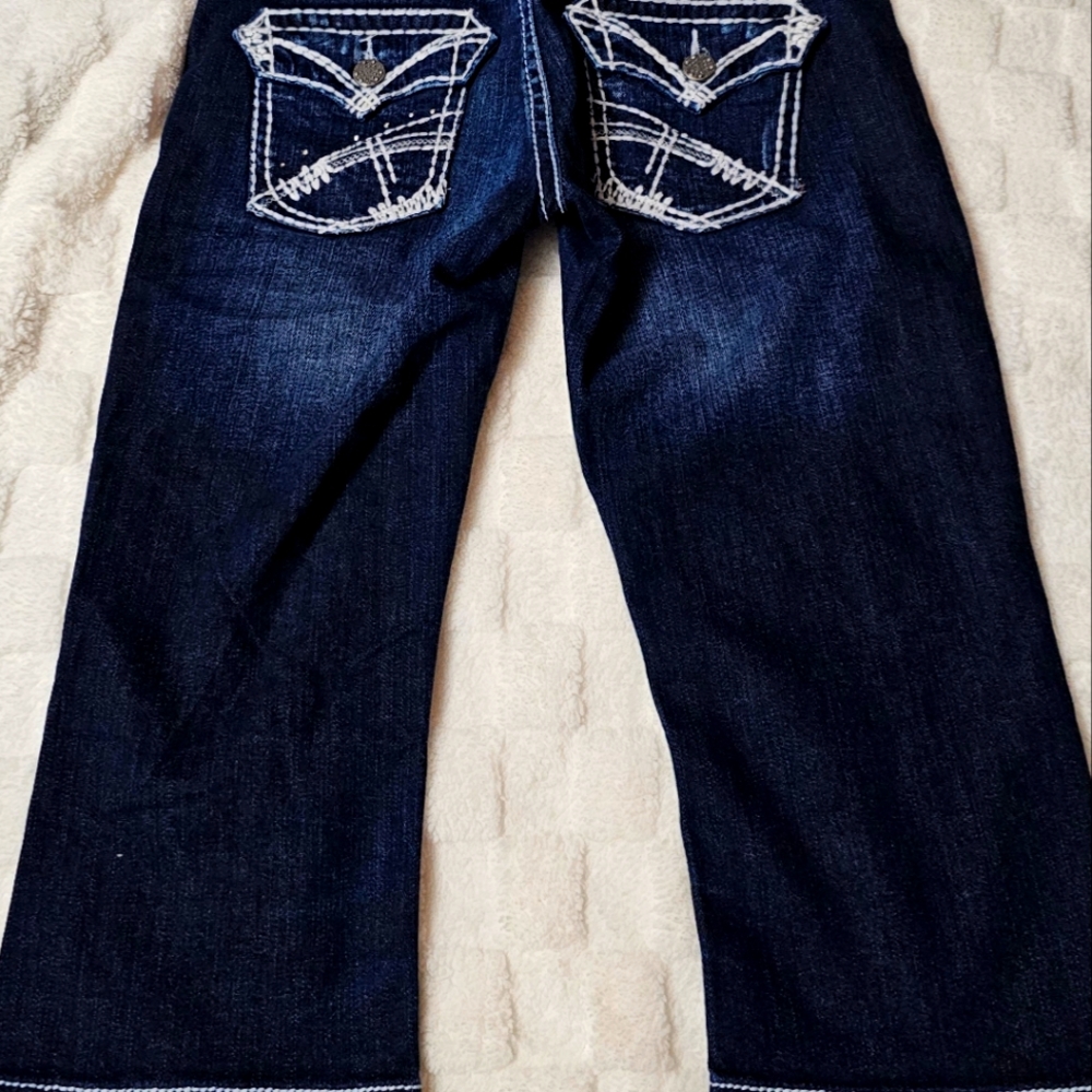 Maurices NWOT Denim Bermuda Shorts Denim Jeans Pants 5/6 Reg - Picture 3 of 6